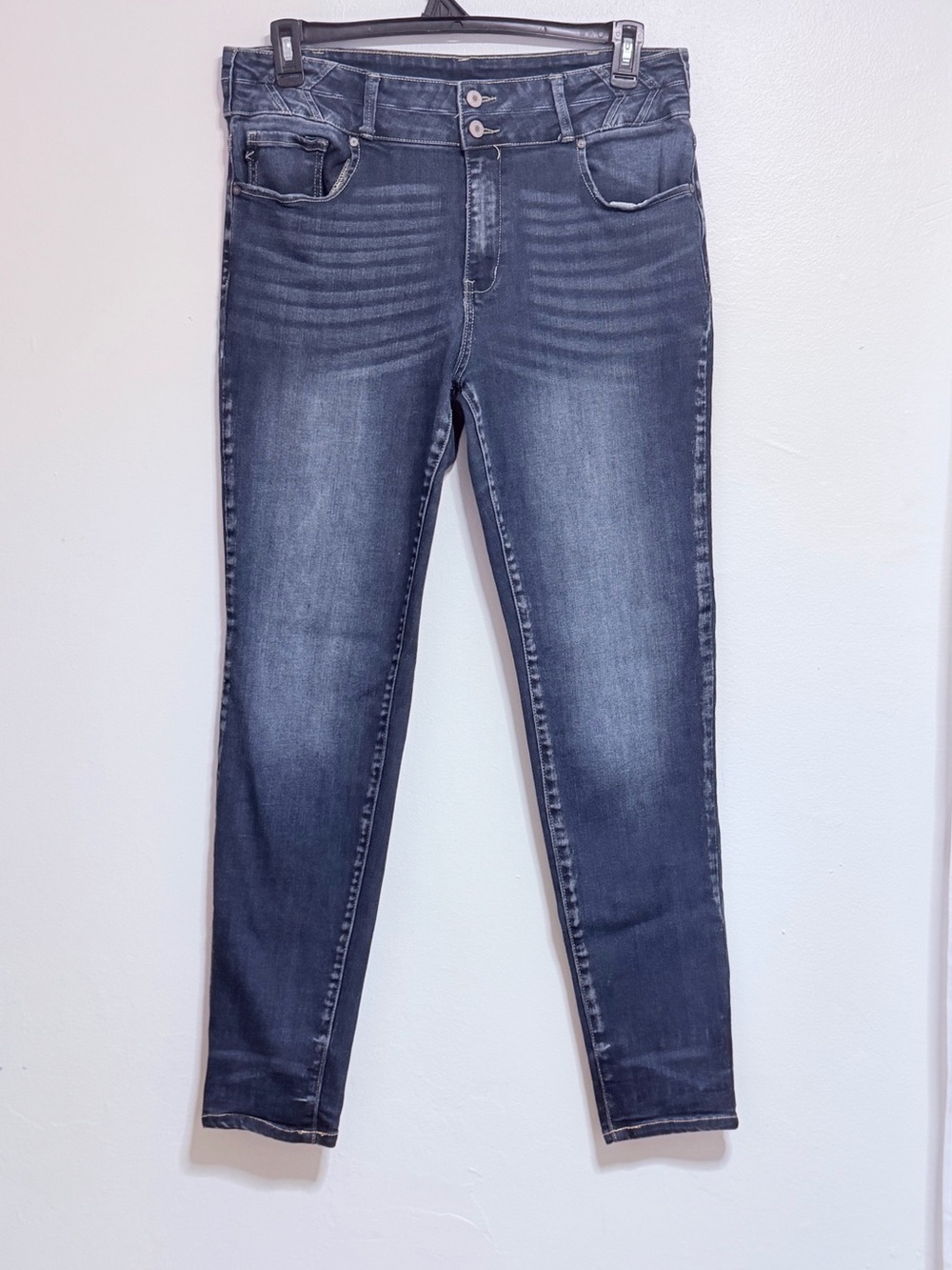 KanCan High-Rise Skinny Jeans - Classic Stretch Fit Size 31